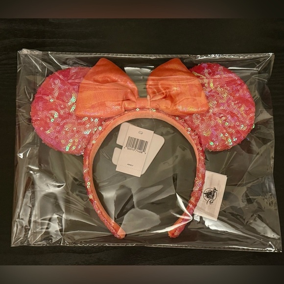 Coral Minnie Mouse Ear Headband - Picture 2 of 3